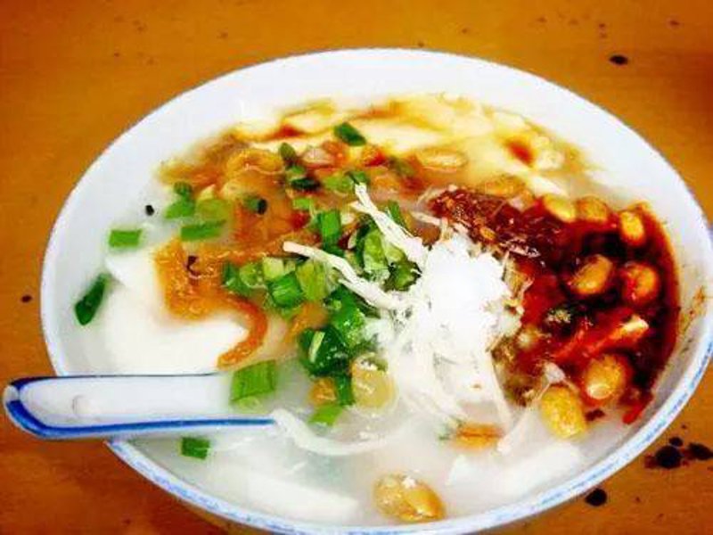 新乡小吃，你知道多少？从街头巷尾到各大美食节，这些美味的小吃正逐渐成为人们了解河南、品味中原文化的窗口。